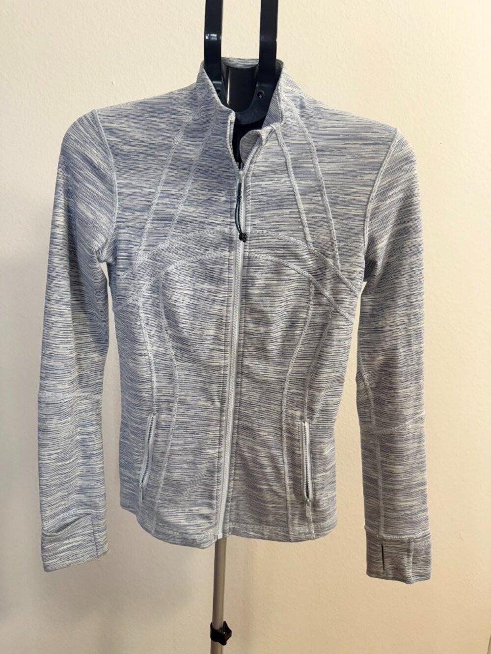 New Grey/White Dye Pattern Lululemon Define Jacket — Size 6